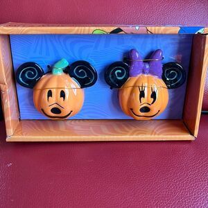 NWT Disney salt and pepper shakers